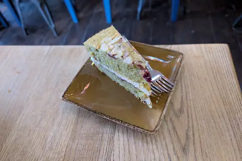 Cake Box photo 4